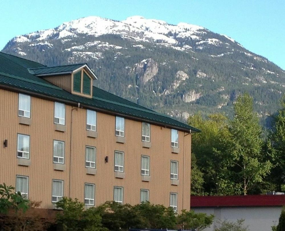 Mountain Retreat Hotell Squamish Exteriör bild